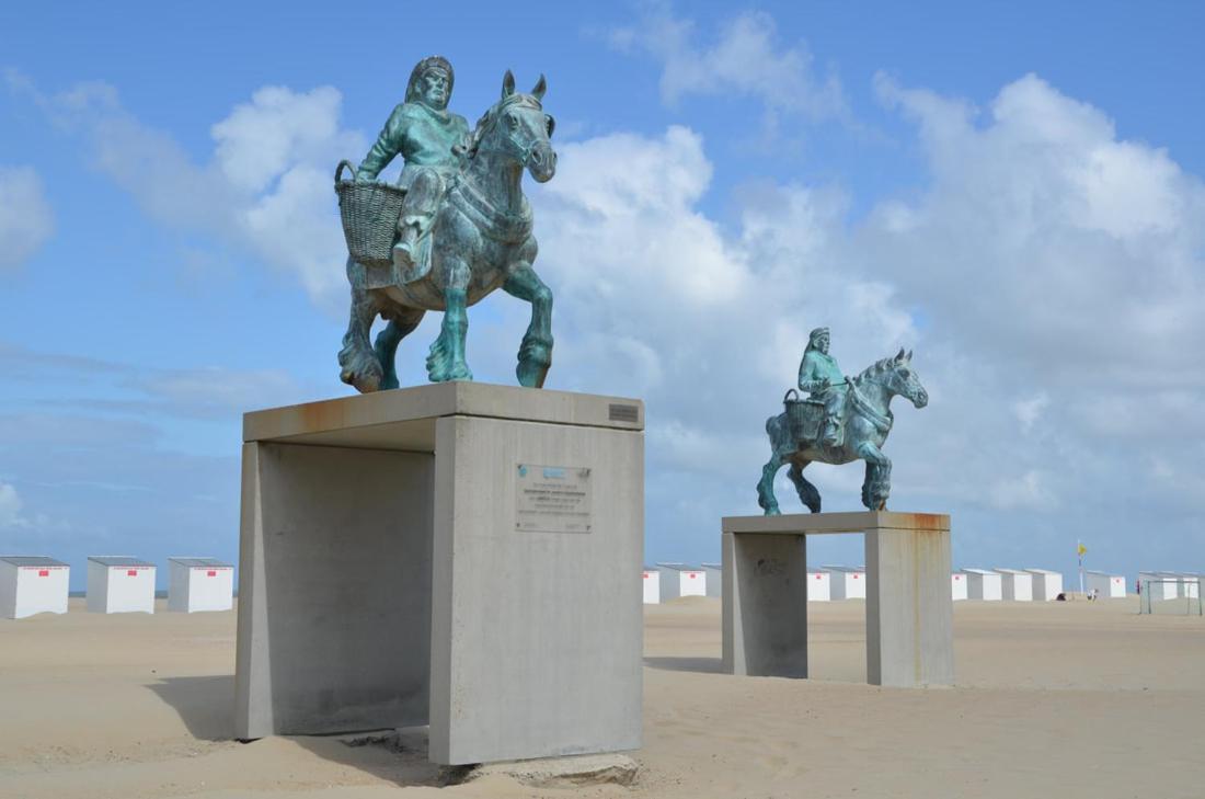 Skyview Suite Oostduinkerke Buitenkant foto